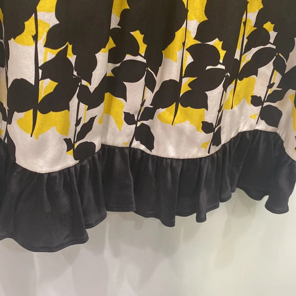 INC International Concepts Women's Black Yellow Flower Print Babydoll Top 2 - Picture 4 of 5